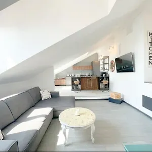 Mansarda Vista Mare A Zinola Appartement